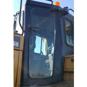 Стекло двери левое/правое Caterpillar D6R ; D7R